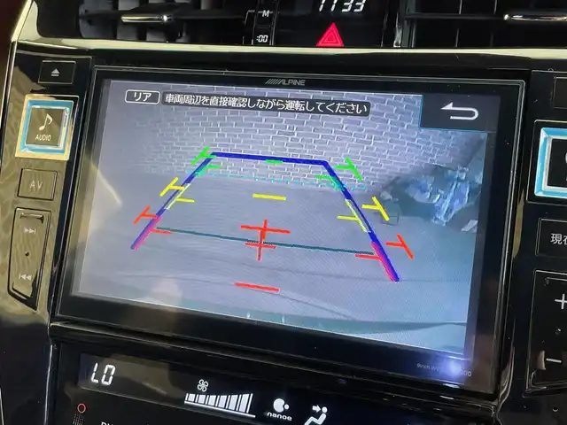 トヨタ ハリアー ハイブリッド プレミアム 岩手県 2015(平27)年 11.8万km ブラック ４WD/ALPINE９インチナビ（Bluetooth CD DVD フルセグ）/クルーズコントロール/レーンアシスト/プリクラッシュセーフティ/コーナーセンサー/MT付きAT/パワーバックドア/パワーシート/ドライブレコーダー/ETC/横滑り防止装置/オートハイビーム/バックカメラ/アイドリングストップ/車両接近通報装置/LEDヘッドライト/純正１８インチアルミホイール