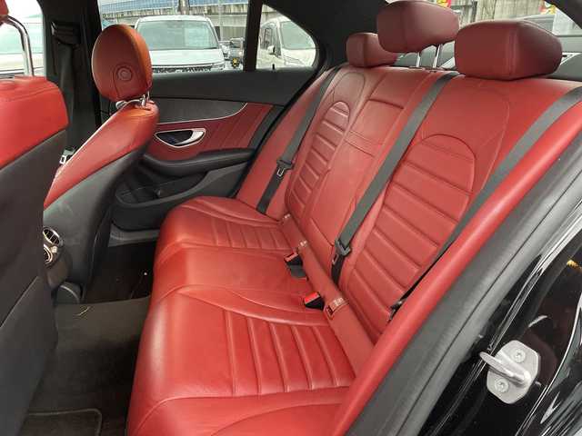 メルセデス・ベンツ Ｃ２００ 4マチック AVG AMGライン 三重県 2019(平31)年 4.5万km 黒 /純正ナビ//Burmester//4WD//バックカメラ//ETC//追従式クルーズコントロール//コーナーセンサー//アイドリングストップ//レザーシート//パワーシート//シートヒーター//本革ステアリング//パドルシフト//ステアリングリモコン//LEDヘッドランプ//電動パーキングブレーキDVDナビ