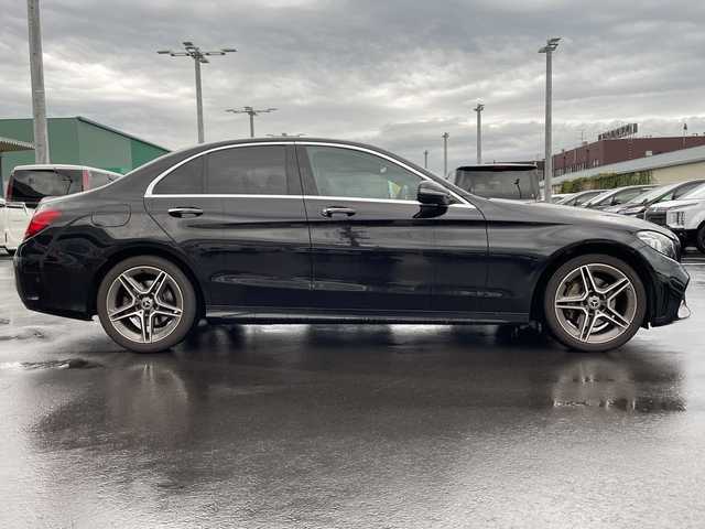 メルセデス・ベンツ Ｃ２００ 4マチック AVG AMGライン 三重県 2019(平31)年 4.5万km 黒 /純正ナビ//Burmester//4WD//バックカメラ//ETC//追従式クルーズコントロール//コーナーセンサー//アイドリングストップ//レザーシート//パワーシート//シートヒーター//本革ステアリング//パドルシフト//ステアリングリモコン//LEDヘッドランプ//電動パーキングブレーキDVDナビ