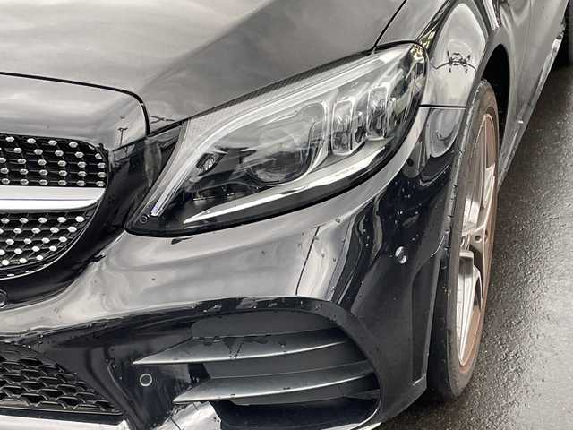 メルセデス・ベンツ Ｃ２００ 4マチック AVG AMGライン 三重県 2019(平31)年 4.5万km 黒 /純正ナビ//Burmester//4WD//バックカメラ//ETC//追従式クルーズコントロール//コーナーセンサー//アイドリングストップ//レザーシート//パワーシート//シートヒーター//本革ステアリング//パドルシフト//ステアリングリモコン//LEDヘッドランプ//電動パーキングブレーキDVDナビ