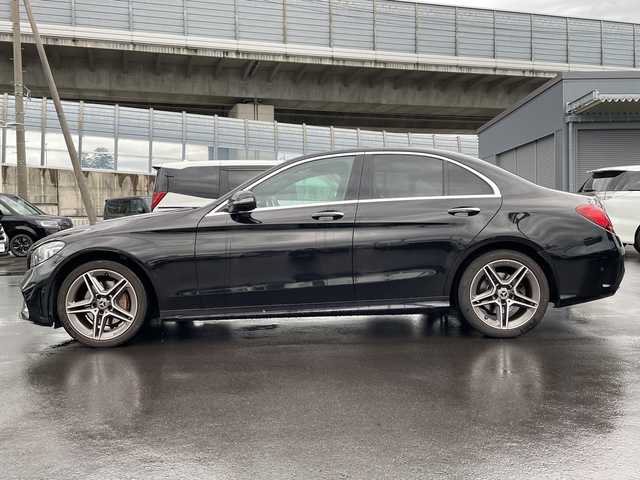 メルセデス・ベンツ Ｃ２００ 4マチック AVG AMGライン 三重県 2019(平31)年 4.5万km 黒 /純正ナビ//Burmester//4WD//バックカメラ//ETC//追従式クルーズコントロール//コーナーセンサー//アイドリングストップ//レザーシート//パワーシート//シートヒーター//本革ステアリング//パドルシフト//ステアリングリモコン//LEDヘッドランプ//電動パーキングブレーキDVDナビ
