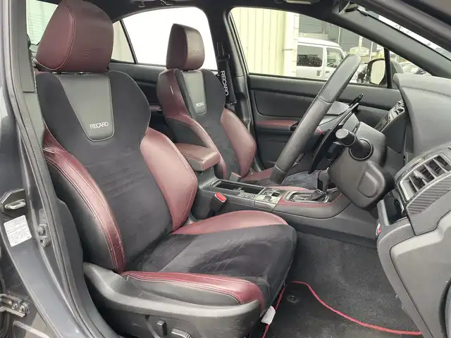 スバル ＷＲＸ Ｓ４ STIスポーツアイサイト 富山県 2019(令1)年 7.9万km ガンＭ サンルーフ/純正８インチナビ/フルセグＴＶ/Ｂｌｕｅｔｏｏｔｈ/ＤＶＤ再生/サイドカメラ/バックカメラ/クスコ車高調/ＢＬＩＴＺタワーバー/ＥＮＫＥＩアルミ付夏タイヤ４本有/ビルトインＥＴＣ/RECAROハーフレザーシート/シートヒーター/パワーシート/レーダークルーズコントロール/レーンキープアシスト/ブラインドスポットモニター/LEDオートライト/ＬＥＤフォグライト
