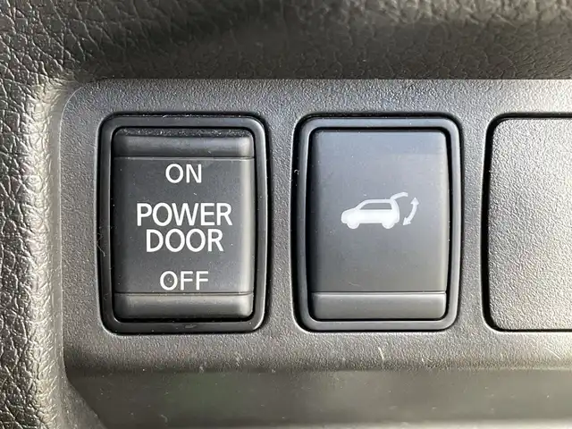 日産 エクストレイル 20Xi 栃木県 2018(平30)年 7.8万km ブリリアントホワイトパール 純正メモリナビ/（CD/DVD/フルセグTV/Bluetooth/SD/AUX/USB）/全方位カメラ/プロパイロット/コーナーセンサー/ビルトインETC/前方ドライブレコーダー/前席シートヒーター/ルーフレール/禁煙車/オートライト/LEDヘッドライト/横滑り防止装置/フォグランプ/スマートキー/プッシュスタート/アイドリングストップ/ステアリングスイッチ/革巻きステアリング/ウィンカーミラー/純正18インチアルミホイール/純正フロアマット