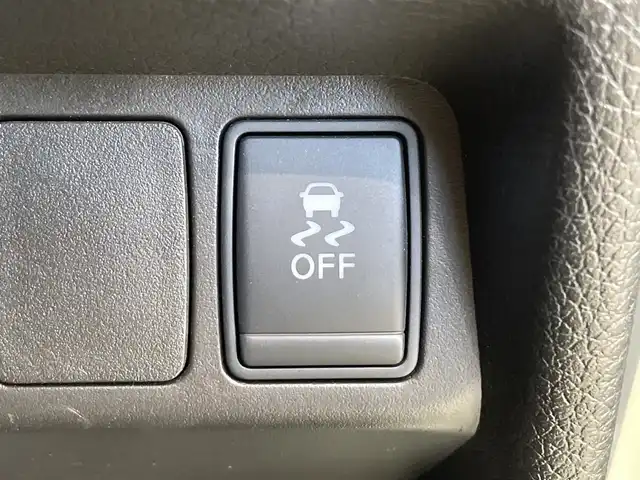 日産 エクストレイル 20Xi 栃木県 2018(平30)年 7.8万km ブリリアントホワイトパール 純正メモリナビ/（CD/DVD/フルセグTV/Bluetooth/SD/AUX/USB）/全方位カメラ/プロパイロット/コーナーセンサー/ビルトインETC/前方ドライブレコーダー/前席シートヒーター/ルーフレール/禁煙車/オートライト/LEDヘッドライト/横滑り防止装置/フォグランプ/スマートキー/プッシュスタート/アイドリングストップ/ステアリングスイッチ/革巻きステアリング/ウィンカーミラー/純正18インチアルミホイール/純正フロアマット