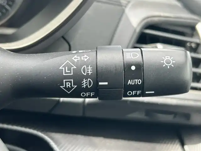 スバル インプレッサ スポーツ 1．6i－LアイサイトSスタイル 岡山県 2019(令1)年 2.7万km クォーツブルーP 登録時走行距離27034km/社外ナビ/フルセグTV(AM.FM.CD.DVD.TV.BT)/バックカメラ/ETC/ドライブレコーダー/クリアランスソナー/衝突軽減ブレーキ/横滑り防止装置/クルーズコントロール(追従走行あり)/車線逸脱警報（レーンキープアシスト）/オートライト/アイドリングストップ/16インチ純正AW/純正フロアマット/プッシュスタート/スマートキー/スペアキー