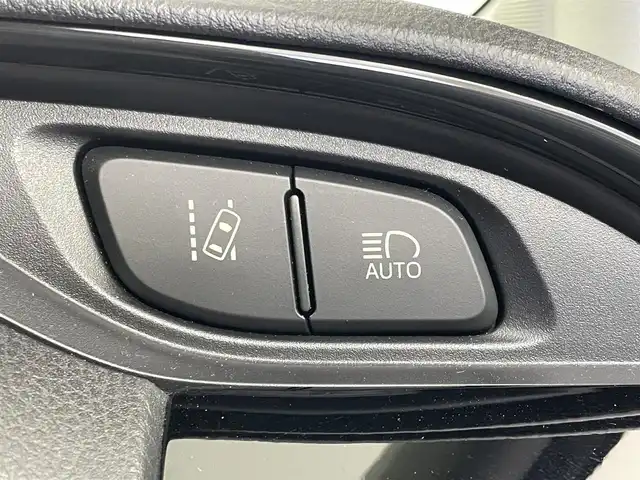 トヨタ ヴィッツ F セーフティーエディションⅢ 埼玉県 2019(平31)年 7.2万km ホワイトパールクリスタルシャイン 社外7インチナビ（AVIC-CZ700）/フルセグTV/バックカメラ/ビルトインETC/電動格納ミラー/アイドリングストップ/オートライト/オートハイビーム/ドラレコ前後/LEDヘッドライト/LEDフォグランプ/取扱説明書/記録簿/スペアキー