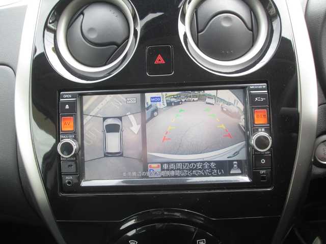 日産 ノート XVセレ +セーフ 広島県 2014(平26)年 8万km ブリリアントシルバー 純正メモリーナビ/エマージェンシーブレーキ/アラウンドビューモニター/コーナーセンサー/スマートキー