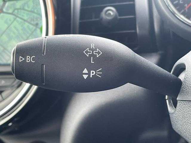 ＭＩＮＩ ミニ ヴィクトリア 埼玉県 2020(令2)年 4.3万km ペッパー・ホワイト 純正HDDナビ/(Bluetooth/USB)/バックカメラ　/インテリジェントセーフティー/純正１５インチアルミホイール/純正ドライブレコーダー/ＬＥＤヘッドライト/ＥＴＣ