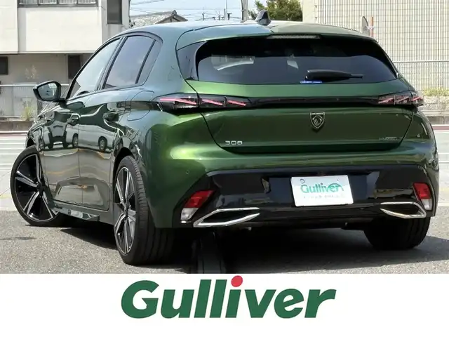 プジョー ３０８ GTハイブリッド 三重県 2022(令4)年 1.4万km 緑 ♪ワンオーナー /♪走行13504km/ターボ/充電ケーブル有/アクティブセーフティブレーキ/レーンキープアシスト/リアクロストラフィックアラート/インテリジェントハイビーム/レーダークルーズコントロール/コーナーセンサー/ハーフレザーシート/前席シートヒーター/D席メモリ付パワーシート /スマートキー×2/プッシュスタート/純正ナビ/・USB/・Bluetoothオーディオ/・Apple Car Play/・Android Auto/・バック/サイド/カーテンエアバック/・360°カメラ/ワイヤレス充電/純正18インチAW/LEDヘッドライト/リアフォグライト/オートライト/オートワイパー/ウィンカーミラー/オートリトラクタブルミラー/革巻ステアリング/ステアリングスイッチ/パドルシフト/プライバシーガラス/フロアマット/ETC/サイド/カーテンエアバック