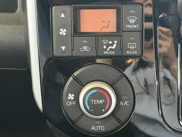 ダイハツ タント カスタム RS スマートセレ SA 兵庫県 2014(平26)年 7.9万km パールホワイトⅢ 社外メモリーナビ/（CD/DVD/BT/フルセグTV）/バックカメラ/両側パワースライド/社外アルミホイール付きスタッドレスタイヤ積み込み/ETC/LEDヘッドライト/AUTOライト/スマートキー/保証書/取扱説明書