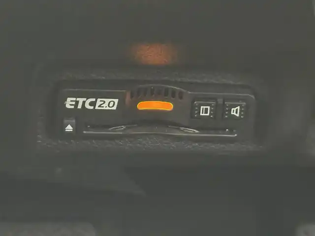 ホンダ ヴェゼル ハイブリッド e:HEV Z 愛知県 2024(令6)年 2.8万km クリスタルブラックパール 純正ナビ/バックモニター/フルセグTV/Bluetooth接続/OPグリル/前席シートヒーター/ハンドルヒーター/ETC 2.0/オートクルーズコントロール/コーナーセンサー/誤発進抑制機能/ブラインドスポットモニター/バックモニター/アダプティブクルーズコントロール/ワイヤレス充電/電動パーキングブレーキ/オートホールド/BSM (ブラインドスポットモニター)/カーテンエアバック/サイドエアバック/パドルシフト/トノカバー