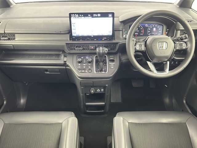 ホンダ ステップワゴン スパーダ 埼玉県 2024(令6)年 1.4万km クリスタルブラックパール 純正11.4インチナビ(LXM-247FLi)/・CD/DVD/Bluetooth/HDMI/フルセグTV/Musicrack/純正15.6インチリアモニター(VM-231FE)/マルチビューカメラ/両側電動スライドドア/ホンダセンシング/・衝突軽減システム/・誤発進抑制機能/・後方誤発進抑制機能/・アダプティブクルーズコントロール/・車線維持視線システム/・先行発進お知らせ機能/・ブラインドスポットインフォメーション/・標識認識機能/・オートハイブーム/前席シートヒーター/シートバックテーブル(運転席/助手席)/2列目キャプテンシート/電動パーキングブレーキ/ブレーキホールド/ステアリングスイッチ/パドルシフト/純正16インチアルミホイール/ETC/アイドリングストップ