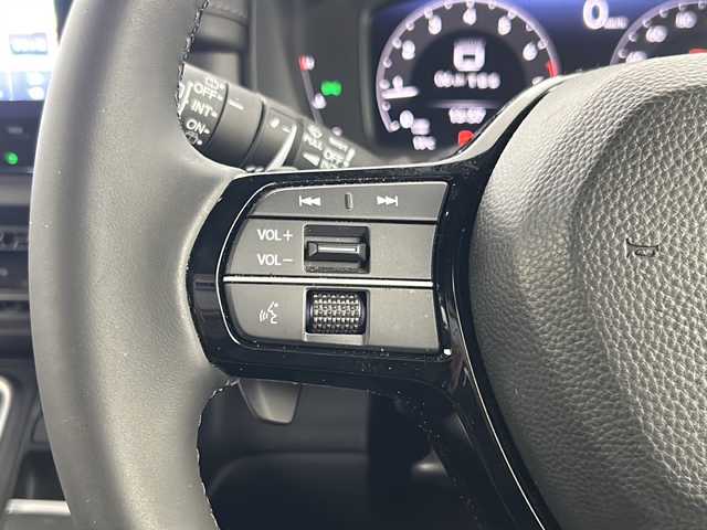 ホンダ ステップワゴン スパーダ 埼玉県 2024(令6)年 1.4万km クリスタルブラックパール 純正11.4インチナビ(LXM-247FLi)/・CD/DVD/Bluetooth/HDMI/フルセグTV/Musicrack/純正15.6インチリアモニター(VM-231FE)/マルチビューカメラ/両側電動スライドドア/ホンダセンシング/・衝突軽減システム/・誤発進抑制機能/・後方誤発進抑制機能/・アダプティブクルーズコントロール/・車線維持視線システム/・先行発進お知らせ機能/・ブラインドスポットインフォメーション/・標識認識機能/・オートハイブーム/前席シートヒーター/シートバックテーブル(運転席/助手席)/2列目キャプテンシート/電動パーキングブレーキ/ブレーキホールド/ステアリングスイッチ/パドルシフト/純正16インチアルミホイール/ETC/アイドリングストップ