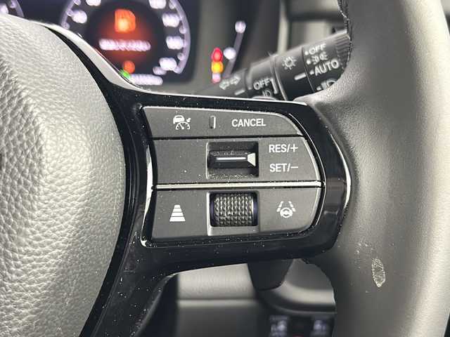 ホンダ ステップワゴン スパーダ 埼玉県 2024(令6)年 1.4万km クリスタルブラックパール 純正11.4インチナビ(LXM-247FLi)/・CD/DVD/Bluetooth/HDMI/フルセグTV/Musicrack/純正15.6インチリアモニター(VM-231FE)/マルチビューカメラ/両側電動スライドドア/ホンダセンシング/・衝突軽減システム/・誤発進抑制機能/・後方誤発進抑制機能/・アダプティブクルーズコントロール/・車線維持視線システム/・先行発進お知らせ機能/・ブラインドスポットインフォメーション/・標識認識機能/・オートハイブーム/前席シートヒーター/シートバックテーブル(運転席/助手席)/2列目キャプテンシート/電動パーキングブレーキ/ブレーキホールド/ステアリングスイッチ/パドルシフト/純正16インチアルミホイール/ETC/アイドリングストップ