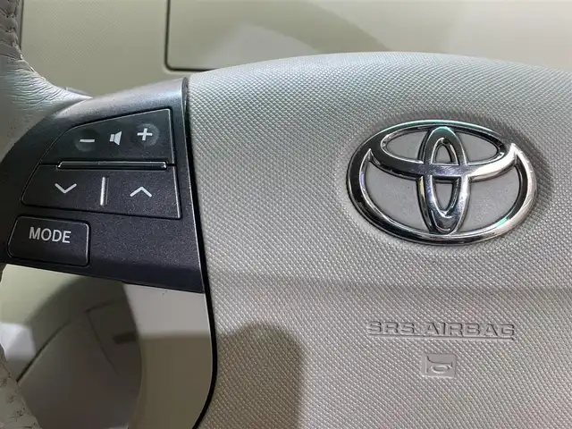 トヨタ エスティマ アエラス Gエディション 岩手県 2010(平22)年 13.2万km ホワイトパールクリスタルシャイン 両側パワースライドドア　/クルーズコントロール/リヤオートエアコン/寒冷地仕様/MTモード付AT/純正ナビ/バックカメラ/ETC/オートライト/HIDヘッドランプ/フォグランプ/オットマン/ウォークスルー/Bluetooth接続/純正フロアマット/社外１７インチアルミホイール