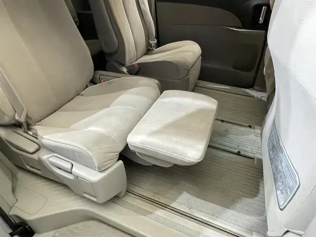 トヨタ エスティマ アエラス Gエディション 岩手県 2010(平22)年 13.2万km ホワイトパールクリスタルシャイン 両側パワースライドドア　/クルーズコントロール/リヤオートエアコン/寒冷地仕様/MTモード付AT/純正ナビ/バックカメラ/ETC/オートライト/HIDヘッドランプ/フォグランプ/オットマン/ウォークスルー/Bluetooth接続/純正フロアマット/社外１７インチアルミホイール