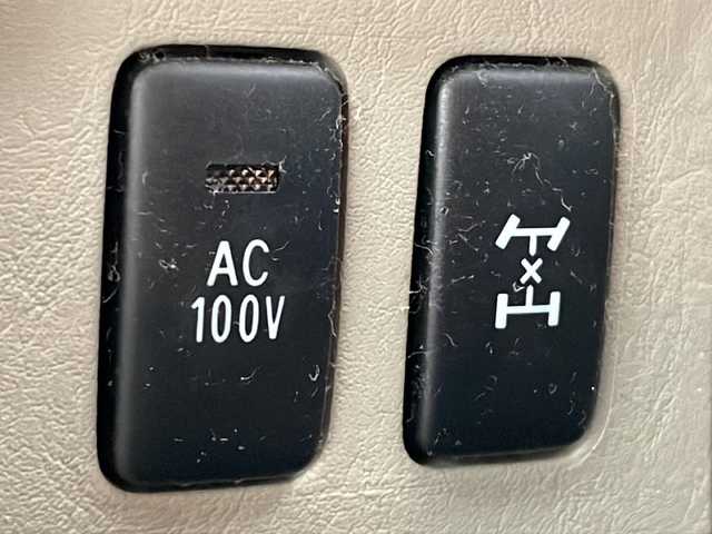 トヨタ ハイラックス サーフ SSR－G 栃木県 2008(平20)年 11.1万km ホワイトパールクリスタルシャイン 社外ナビ/（CD/DVD/AM/FM)/４WD/ETC/ドライブレコーダー/電動格納ミラー/純正アルミホイール/純正フロアマット/フォグライト/リモコンキー