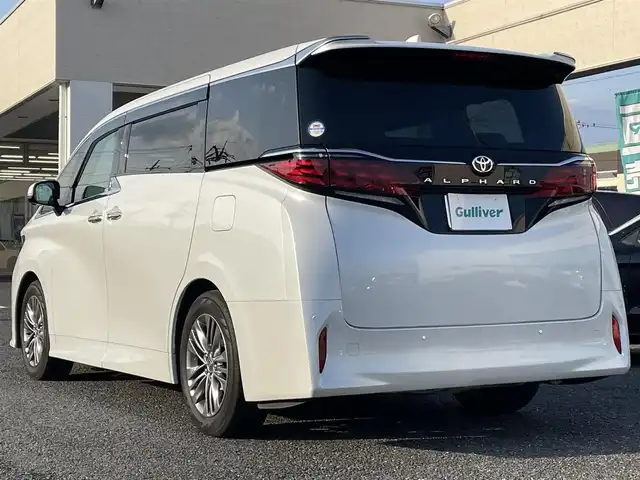 トヨタ アルファード Z 栃木県 2024(令6)年 1.3万km プラチナホワイトパールマイカ ワンオーナー/Toyota Safety Sense/・プリクラッシュセーフティ/・緊急時操舵支援(アクティブ操舵支援付)+フロントクロストラフィックアラート［FCTA］+レーンチェンジアラート［LCA］/・レーントレーシングアシスト［LTA］+レーンディパーチャーアラート［LDA］/・レーダークルーズコントロール(全車速追従機能付)/・アダプティブハイビームシステム［AHS］/・ロードサインアシスト［RSA］/・ドライバー緊急時対応システム/・プロアクティブドライビングアシスト［PDA］/・発進遅れ告知機能［TMN］/・ブラインドスポットモニター［BSM］+安心降車アシスト(ドアオープン制御付)+後方車両接近告知周辺車両接近時サポート(通報提案機能)+後方車両への接近警報+セカンダリーコリジョンブレーキ(停車中後突対応)/パノラミックビューモニター/14インチディスプレイオーディオ(コネクティッドナビ対応)/・地デジ(フルセグ)/・Bluetooth/・Apple Carplay/Android Auto/・USB/12.3インチTFTカラーメーター/ステアリングヒーター/快適温熱シート+ベンチレーション(フロント・セカンドシート)/エグゼクティブパワーシート(セカンドシート)