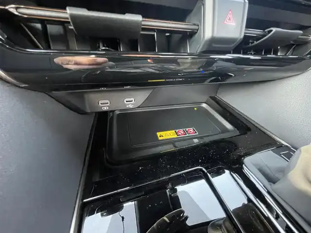 トヨタ アルファード Z 栃木県 2024(令6)年 1.3万km プラチナホワイトパールマイカ ワンオーナー/Toyota Safety Sense/・プリクラッシュセーフティ/・緊急時操舵支援(アクティブ操舵支援付)+フロントクロストラフィックアラート［FCTA］+レーンチェンジアラート［LCA］/・レーントレーシングアシスト［LTA］+レーンディパーチャーアラート［LDA］/・レーダークルーズコントロール(全車速追従機能付)/・アダプティブハイビームシステム［AHS］/・ロードサインアシスト［RSA］/・ドライバー緊急時対応システム/・プロアクティブドライビングアシスト［PDA］/・発進遅れ告知機能［TMN］/・ブラインドスポットモニター［BSM］+安心降車アシスト(ドアオープン制御付)+後方車両接近告知周辺車両接近時サポート(通報提案機能)+後方車両への接近警報+セカンダリーコリジョンブレーキ(停車中後突対応)/パノラミックビューモニター/14インチディスプレイオーディオ(コネクティッドナビ対応)/・地デジ(フルセグ)/・Bluetooth/・Apple Carplay/Android Auto/・USB/12.3インチTFTカラーメーター/ステアリングヒーター/快適温熱シート+ベンチレーション(フロント・セカンドシート)/エグゼクティブパワーシート(セカンドシート)
