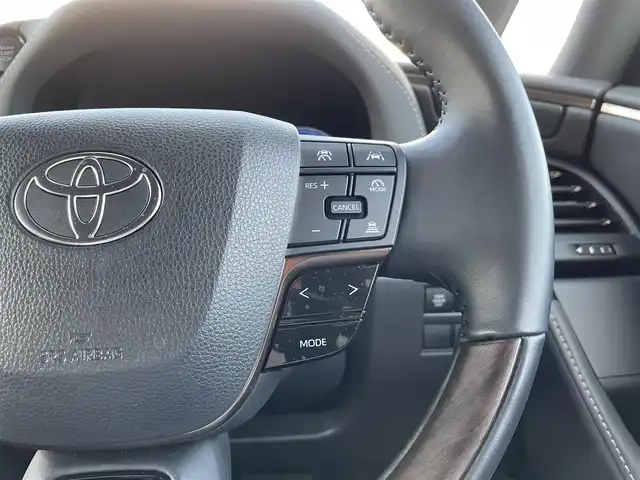 トヨタ アルファード Z 栃木県 2024(令6)年 1.3万km プラチナホワイトパールマイカ ワンオーナー/Toyota Safety Sense/・プリクラッシュセーフティ/・緊急時操舵支援(アクティブ操舵支援付)+フロントクロストラフィックアラート［FCTA］+レーンチェンジアラート［LCA］/・レーントレーシングアシスト［LTA］+レーンディパーチャーアラート［LDA］/・レーダークルーズコントロール(全車速追従機能付)/・アダプティブハイビームシステム［AHS］/・ロードサインアシスト［RSA］/・ドライバー緊急時対応システム/・プロアクティブドライビングアシスト［PDA］/・発進遅れ告知機能［TMN］/・ブラインドスポットモニター［BSM］+安心降車アシスト(ドアオープン制御付)+後方車両接近告知周辺車両接近時サポート(通報提案機能)+後方車両への接近警報+セカンダリーコリジョンブレーキ(停車中後突対応)/パノラミックビューモニター/14インチディスプレイオーディオ(コネクティッドナビ対応)/・地デジ(フルセグ)/・Bluetooth/・Apple Carplay/Android Auto/・USB/12.3インチTFTカラーメーター/ステアリングヒーター/快適温熱シート+ベンチレーション(フロント・セカンドシート)/エグゼクティブパワーシート(セカンドシート)
