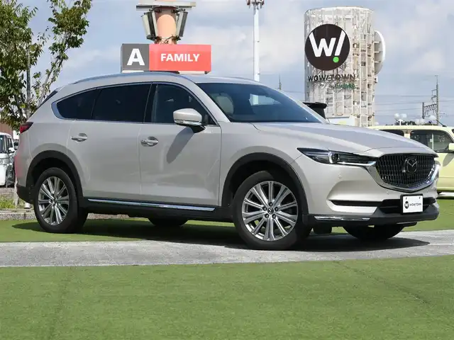 マツダ ＣＸ－８ XD エクスクルーシブモード 千葉県 2022(令4)年 4.2万km プラチナクォーツメタリック i-ACTIVSENSE/・スマートシティブレーキサポート/・レーンキープ・アシスト・システム/・ブラインドスポットモニタリング/アクティブ・ドライビング・ディスプレイ/ホワイトレザーシート/前席パワーシート/各席エアシート/シートヒーター/ワイヤレス充電/BOSEサウンド/純正SDナビ/地デジTV/【Bluetooth接続】/360°ビュー・モニター/ドライブレコーダー（前後撮影）/革巻きステアリング/ステアリングスイッチ/ETC（2.0）/LEDヘッドライト/フォグライト/ウインカーミラー/コーナーセンサー/純正19インチアルミホイル/サイド/カーテンエアバッグ/アドバンストキーレスエントリー