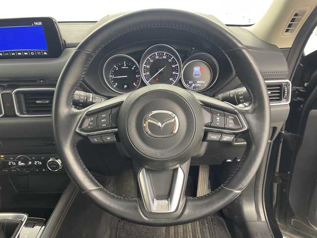 マツダ ＣＸ－５ XD Lパッケージ 群馬県 2017(平29)年 5.9万km ジェットブラックマイカ 純正ナビ　フルセグＴＶ　バックカメラ　サイドカメラ　衝突被害軽減ブレーキ　ブラインドスポットモニター　シートヒーター　ステアリングヒータ　電動リアゲート　パワーシート　ＥＴＣ　スマートキー　禁煙車