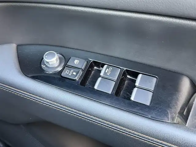 マツダ ＣＸ－５ XD Lパッケージ 兵庫県 2017(平29)年 5.9万km ジェットブラックマイカ 純正ナビ/（BT/フルセグTV）　/バックカメラ/サイドカメラ　/衝突被害軽減ブレーキ　/ブラインドスポットモニター　/シートヒーター　/ステアリングヒーター/クリアランスソナー/電動リアゲート　/パワーシート　/ＥＴＣ/スマートキー/スペアキー