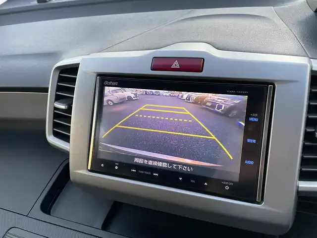 ホンダ フリード Gエアロ 千葉県 2014(平26)年 13.2万km スーパープラチナメタリック ユーザー買取車両/純正メモリナビ(VXM-145VFi)/・フルセグ/BT/DVD/CD/バックカメラ/ステアリングスイッチ/ETC/両側パワースライドドア/HIDヘッドライト/スマートキー/純正フロアマット/電動格納ミラー/純正15インチAW