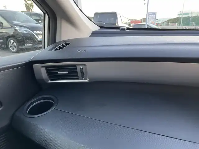 ホンダ フリード Gエアロ 千葉県 2014(平26)年 13.2万km スーパープラチナメタリック ユーザー買取車両/純正メモリナビ(VXM-145VFi)/・フルセグ/BT/DVD/CD/バックカメラ/ステアリングスイッチ/ETC/両側パワースライドドア/HIDヘッドライト/スマートキー/純正フロアマット/電動格納ミラー/純正15インチAW