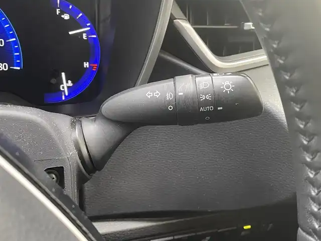 トヨタ カローラ スポーツ G Z 道央・札幌 2020(令2)年 12.3万km アティチュードブラックマイカ 純正ディスプレイオーディオ（AM/FM/USB/BT/フルセグTV/CD/DVD）/バックカメラ/ドライブレコーダー前後/シートヒーター/オートエアコン/オートブレーキホールド/電動パーキングブレーキ/パドルシフト/衝突軽減ブレーキ/レーンアシスト/クルーズコントロール/横滑り防止装置/オートマチックハイビーム/ステアリングヒーター/レーダー探知機/ＳＯＳスイッチ/純正エンジンスターター/アイドリングストップ/積み込み夏タイヤ（AW付）/電動格納ミラー/純正ドアバイザー/純正フロアマット/プッシュスタート/ETC/取説、保証書有/スペアキー×1