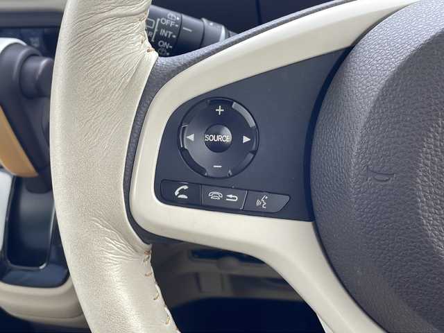 ホンダ Ｎ ＢＯＸ G L ホンダセンシング 大阪府 2017(平29)年 4.6万km プレミアムイエローパールⅡ 禁煙車/純正ナビVXM-185FI/   フルセグＴＶ ＤＶＤ再生 Ｂｌｕｅｔｏｏｔｈ USB/バックカメラ/ビルドインＥＴＣ/クルーズコントロール/両側パワースライドドア/LEDヘッドライト/オートライト/純正フロアマット/プッシュスタート/電動格納ミラー/ウインカーミラー/パワーステアリング/パワーウインドウ