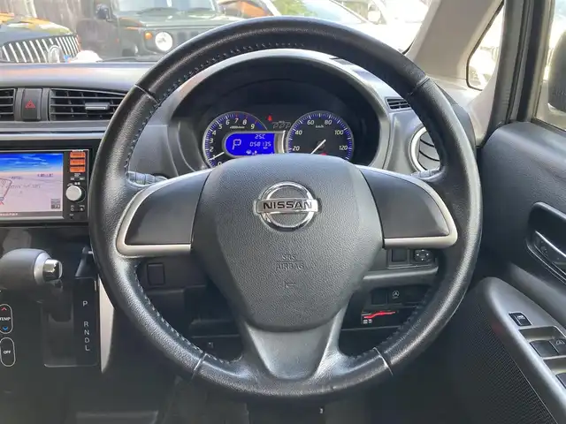 日産 デイズ ハイウェイスターX 大分県 2015(平27)年 5.9万km パール ワンオーナー /純正14インチアルミホイール/純正ナビ/フルセグTV/Bluetooth/純正フロアマット/社外ETC/バックカメラ/5月3日から5月7日までお休みの為、書類発送及び車両搬出は5月8日以降になります。