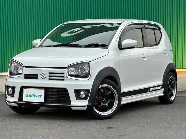 スズキ アルト ワークス 宮城県 2020(令2)年 5.4万km ピュアホワイトP TEIN車高調/HKSマフラー/社外エアクリーナー/ADVAN Racing15インチAW/セーフティサポート/・デュアルセンサーブレーキサポート/・後退時ブレーキサポート/・誤発進抑制機能（後方含む）/・リアパーキングセンサー/・車線逸脱警報/・ふらつき警報機能/・先行車発進お知らせ機能/・ハイビームアシスト/純正ナビ（CN-RZ753W）/・CD/DVD/・Bluetooth/・フルセグTV/バックカメラ/ビルトインETC/革巻きステアリング/パドルシフト/HIDヘッドランプ/フォグランプ/オートライト/スマートキー/プッシュスタート/電動格納ミラー/純正フロアマット/純正ドアバイザー/Wエアバッグ