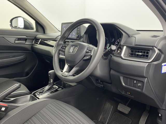 ホンダ ＷＲ－Ｖ Z 栃木県 2024(令6)年 1.3万km メテオロイドグレーメタリック ワンオーナー/Gathers9インチナビ/　フルセグTV/BT/ＡｐｐｌｅＣａｒＰｌａｙ/　ＡｎｄｏｒｏｉｄＡｕｔｏ/USB/純正前後ドライブレコーダー/ホンダセンシング/・衝突軽減ブレーキ（CMBS）/・先行車発進お知らせ機能/・歩行者事故低減ステアリング/・路外逸脱抑制機能/・標識認識機能/・アダプティブクルーズコントロール（ACC）/・車線維持支援システム（LKAS）/・誤発進抑制機能/・後方誤発進抑制機能/・パーキングセンサーシステム/バックカメラ/AUTOライト/純正フロアマット