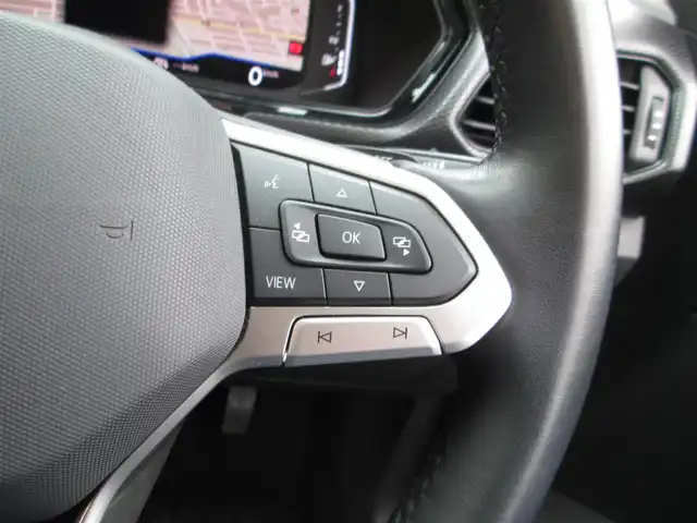 フォルクスワーゲン ＶＷ Ｔ－クロス TSI アクティブ 千葉県 2022(令4)年 1.4万km 白 純正メモリーナビ/バックカメラ/アダプティブクルーズコントロール/パークディスタンスコントロール/ブラインドスポットモニター/パークアシスト/レーンアシスト/前後ドライブレコーダー/ウインカードアミラー/ステアリングシフト/ルーフレール/LEDヘッドライト/フォグランプ/オートライト/スマートキー/ETC2.0