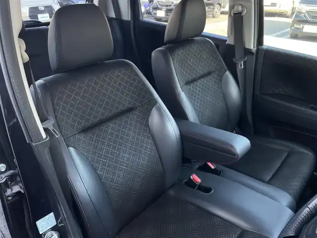 ホンダ Ｎ ＷＧＮ カスタム G ターボパッケージ 大分県 2015(平27)年 13.9万km プレミアムゴールドパープルパール ・ワンオーナー/・社外ナビ　CN-R300D/　ワンセグテレビ/　DVD/CD/　Bluetooth/　SD/　ラジオ/　AUX/・ETC/・横滑り制御システム/・ヒルスタートアシスト機能/・アイドリングストップ/・エマージェンシーストップシグナル/・クルーズコントロール/・ステアリングスイッチ/・パドルシフト/・チルトステアリング/・革巻きステアリング/・ウィンカーミラー/・プライバシーガラス/・純正フロアマット/・純正14インチアルミホイル/・ドアバイザー/・スペアキー１本/・保証書/・オーナーズマニュアル