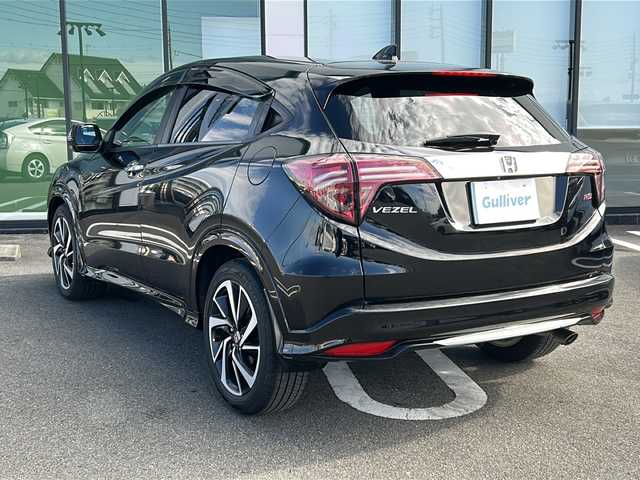 ホンダ ヴェゼル RS ホンダセンシング 岐阜県 2017(平29)年 8.3万km クリスタルブラックパール 登録時走行距離83017km/社外ＳＤナビ/バックモニター/フルセグテレビ/ドライブレコーダー/クルーズコントロール/純正１８インチアルミホイール/ＨＤＭＩ接続/レーダー/ビルトインＥＴＣ/プッシュスタート/スマートキー/禁煙車/LEDヘッドライト/フォグランプ/オートライト/ハーフレザーシート/レーンキープアシスト