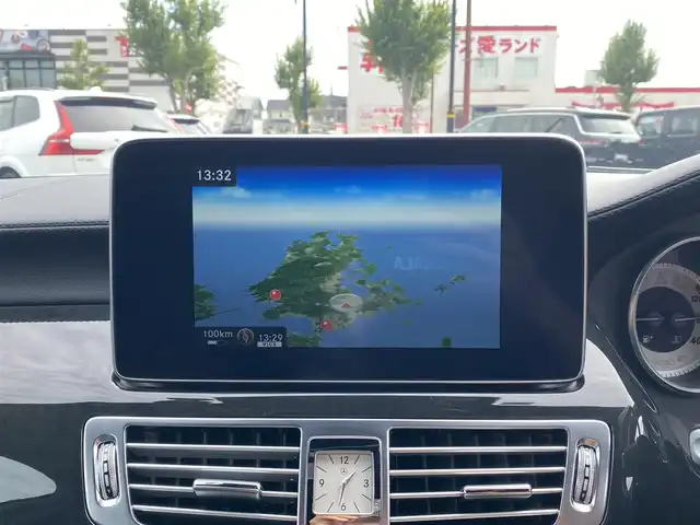 メルセデス・ベンツ ＣＬＳ２２０ｄ SブレイクAMGライン　 福岡県 2017(平29)年 2.5万km オブシディアンブラック ・サンルーフ/・アダプティブクルーズコントロール/・純正ナビ/BT/USB/・全方位カメラ/・黒革シート/シートヒーター/・ドライブレコーダー/・フルセグ/・ETC/・純正19AW/・LEDライト/・BLIS