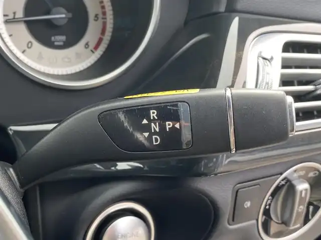 メルセデス・ベンツ ＣＬＳ２２０ｄ SブレイクAMGライン　 福岡県 2017(平29)年 2.5万km オブシディアンブラック ・サンルーフ/・アダプティブクルーズコントロール/・純正ナビ/BT/USB/・全方位カメラ/・黒革シート/シートヒーター/・ドライブレコーダー/・フルセグ/・ETC/・純正19AW/・LEDライト/・BLIS