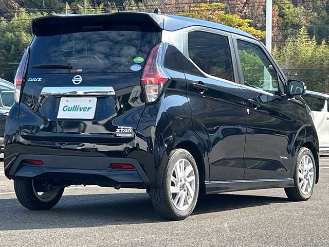 日産 デイズ HWS X プロパイロットED 佐賀県 2020(令2)年 2.6万km ブラック 純正9インチナビゲーション/アラウンドビューモニター/ETC/プロパイロット/ドライブレコーダー/エマージェンシーブレーキ/車線逸脱警報/コーナーセンサー前後/車線逸脱防止支援システム/純正14インチアルミホイール/LEDヘッドライト/フォグランプ