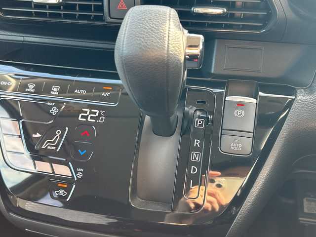 日産 デイズ HWS X プロパイロットED 佐賀県 2020(令2)年 2.6万km ブラック 純正9インチナビゲーション/アラウンドビューモニター/ETC/プロパイロット/ドライブレコーダー/エマージェンシーブレーキ/車線逸脱警報/コーナーセンサー前後/車線逸脱防止支援システム/純正14インチアルミホイール/LEDヘッドライト/フォグランプ