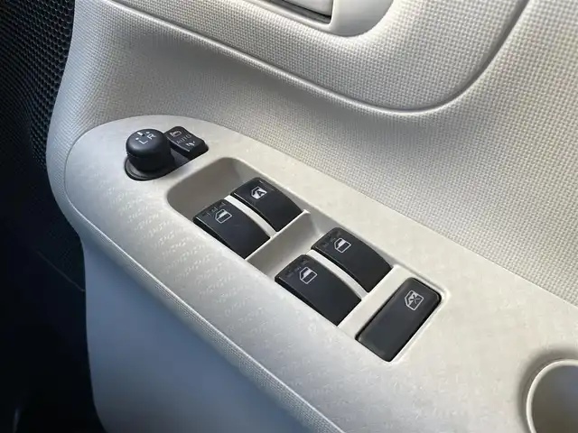 ダイハツ ムーヴ キャンバス X SA Ⅲ 埼玉県 2019(平31)年 3.8万km パールホワイトⅢ/ナチュラルベージュマイカメタリック 2トーン /ワンオーナー//純正メモリナビ//フルセグTV//バックカメラ//CD/DVD/Bluetooth//両側パワースライドドア//ETC//スマートキーx2//社外LEDヘッドランプ//ドライブレコーダー//衝突軽減ブレーキ//車線逸脱警報//Wエアバッグ//ABS//横滑り防止装置//アイドリングSTOP//ステアリングオーディオリモコン//オートライト//オートハイビーム//プライバシーガラス//ドアバイザー//新車時保証書//取扱説明書//ナビ取説