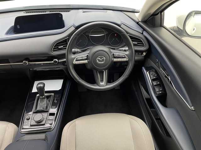 マツダ ＣＸ－３０ X プロアクティブツーリングセレクション 兵庫県 2019(令1)年 2.8万km スノーフレイクホワイトパールマイカ 純正SDナビ/（FM・AM・BT・CD・DVD・フルセグTV）/全方位カメラ/パワーシート/シートヒーター（D+N席）/追従式クルーズコントロール/ETC/LEDヘッドライト/純正18インチアルミホイール/パワーバックドア/電子サイドブレーキ/オートブレーキホールド/ブラインドスポットモニター