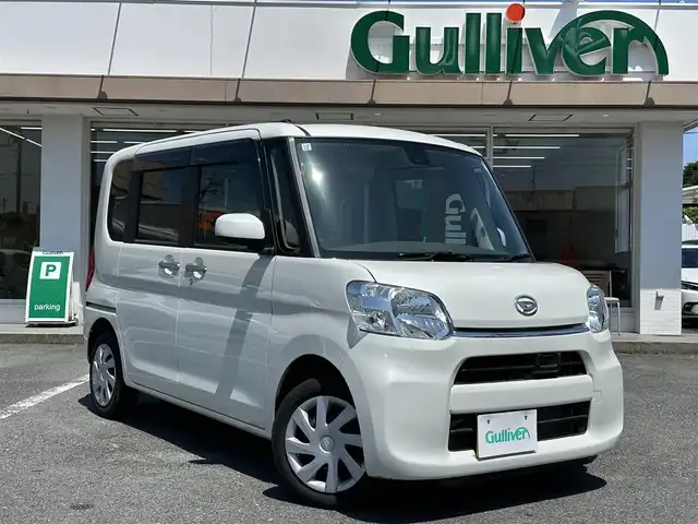 ダイハツ タント L SAⅡ 三重県 2015(平27)年 1.4万km パールホワイトⅢ ♪走行13178キロ/♪車検８年１２月１３日/♪スマートアシスト/・衝突警報機能（対車両・対歩行者）/・衝突回避支援ブレーキ機能/・誤発進抑制制御機能/・後方誤発進抑制制御機能/・先行車発進お知らせ機能/・車線逸脱警報機能/♪ecoIDLE/社外メモリーナビ/・DVD再生/・Bluetooth/・CD録音/・SD/・フルセグ/バックカメラ/ステアリングスイッチ/ヘッドライトレベライザー/リアドアサンシェード/ベンチシート/プライバシーガラス/ドアバイザー/フロアマット/電動格納ミラー