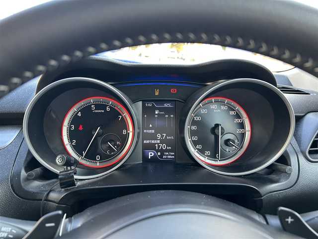 スズキ スイフト HYBRID RS 三重県 2019(平31)年 3.6万km スーパーブラックパール 登録時35/157km/ワンオーナー/社外ナビ（ＦＭ／ＡＭ／ＴＶフルセグ／Ｂｌｕｅｔｏｏｔｈ）/ＥＴＣ/ドライブレコーダー/バックカメラ/アラウンドビューモニター/レーダークルーズコントロール/パドルシフト/ヒートシーター/純正フロアマット/レーンキープアシスト/AUTOライト/フォグランプ/盗難防止装置/電格ミラー/ハンズフリー/プッシュスタート