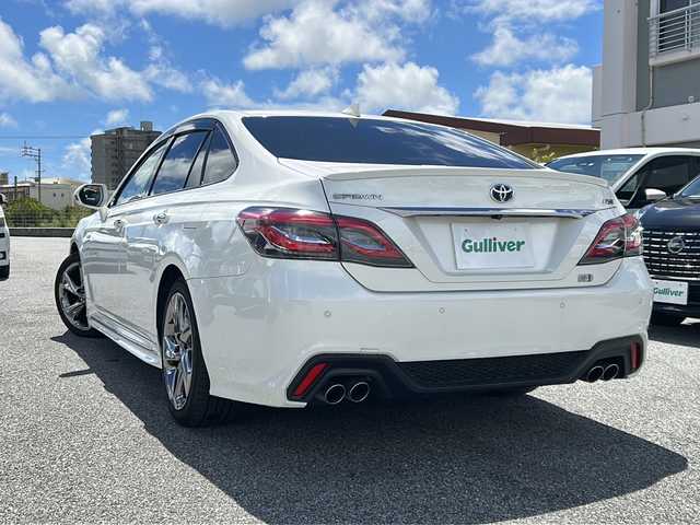 トヨタ クラウン ハイブリッド RS アドバンス 沖縄県 2018(平30)年 4.4万km ホワイトパールクリスタルシャイン 純正ナビ/（ＡＭ／ＦＭ／ＣＤ／ＢＴ）　/フルセグＴＶ　/バックモニター　/衝突軽減システム　/純正１８インチＡＷ　/オートマチックハイビーム　/ドラレコ　/ＥＴＣ　/パワーシート　/スマートキー　/クルコン　/ＵＳＢ入力端子/LEDヘッドライト/オートライト/プッシュスタート/スペアキー