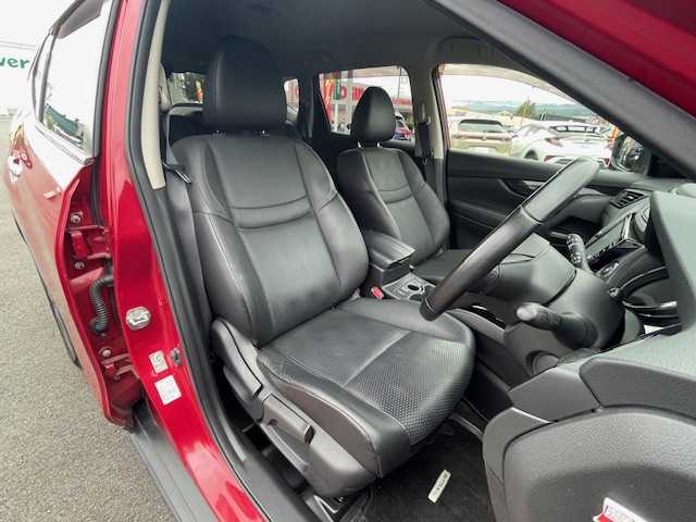 日産 エクストレイル 20Xi 静岡県 2020(令2)年 7.5万km ガーネットレッド ●純正SDナビ/(ワンセグ/CD/DVD/Bluetooth/AUX)/(MM5190-L)/●全席シートヒーター/●全方位カメラ/●インテリジェントクルーズコントロール/●プロパイロット/●エマージェンシーブレーキ/●レーンキープアシスト/●前後コーナーセンサー/●電動パーキングブレーキ/●オートブレーキホールッド/●LEDヘッドライト＆フォグランプ/●フォグランプ/●オートライト/●革巻きステアリング/●ETC2.0/●前後ドライブレコーダー/●デジタルインナーミラー/●電動リアゲート/●電動格納ウィンカーミラー/●USB/●ドアバイザー/●スマートキー/●プッシュスタート/●純正フロアマット/●純正18インチアルミホイール/●ダブルSRS＋ABS/●保証書/●取扱説明書