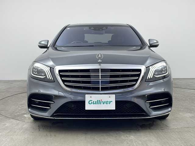 メルセデス・ベンツ Ｓ４５０ エクスクルーシブ AMGライン 兵庫県 2018(平30)年 9.6万km セレナイトグレー ・ベーシックパッケージ/パノラミックスライディングルーフ/クロージングサポーター/イルミネーテッドステップカバー/前席シートベンチレーター/後席シートヒーター/エアバランスパッケージ/・レザーエクスクルーシブパッケージ/Burmesterサラウンドシステム/ナッパレザーシート/前席リラクゼーション機能/前席シートヒーター・プラス/マルチコントロールシートバック/ドライビングダイナミックシート/・AMGラインプラス/AMGスタイリングパッケージ/ロゴ付きブレーキキャリパー/ドリルベンチレーテッドディスク/本革巻きウッドステアリング/ヘッドアップディスプレイ/ステンレスペダル/ブラックハイグロスポプラウッドインテリアトリム/・レーダーセーフティパッケージ/アクティブディスタンスアシスト・ディストロニック/アクティブステアリングアシスト/アクティブレーンチェンジングアシスト/アクティブエマージェンシーストップアシスト/アクティブブレーキアシスト/アクティブブラインドスポットアシスト/アクティブレーンキーピングアシスト/トラフィックサインアシスト/・純正ナビ/・３６０°カメラシステム/・置くだけ充電/・ETC