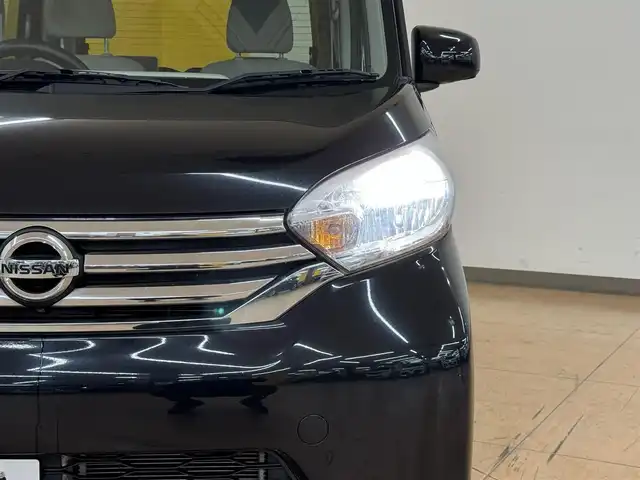 日産 デイズ ルークス X Vセレ +SeftyⅡ 群馬県 2014(平26)年 6.4万km ブラック 純正7型ナビ/　フルセグ/BT/CD/DVD/SD/USB/AUX/エマージェンシーブレーキ/アラウンドビューモニター/片側パワースライドドア/アイドリングストップ/横滑り防止/純正フロアマット/プッシュスタート/スマートキー/ETC