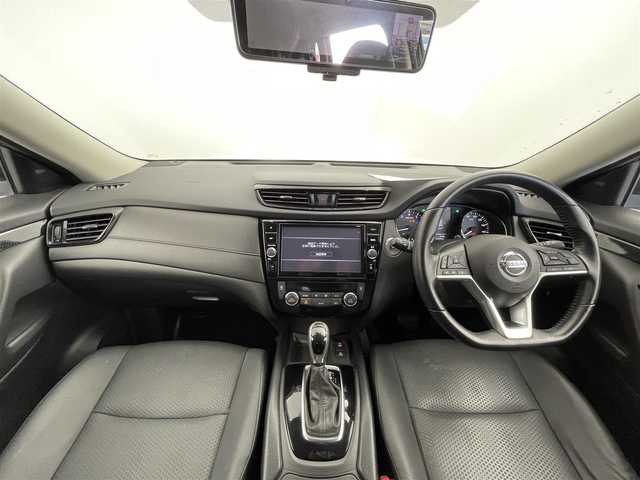 日産 エクストレイル 20Xi Vセレクション 群馬県 2021(令3)年 5.4万km ダイヤモンドブラック プロパイロット　純正９インチナビ　アラウンドビューモニター　パワーバックドア　ＬＥＤライト　シートヒーター　純正１８インチアルミホイール　ルーフレール　オートブレーキホールド　デジタルミラー　禁煙車